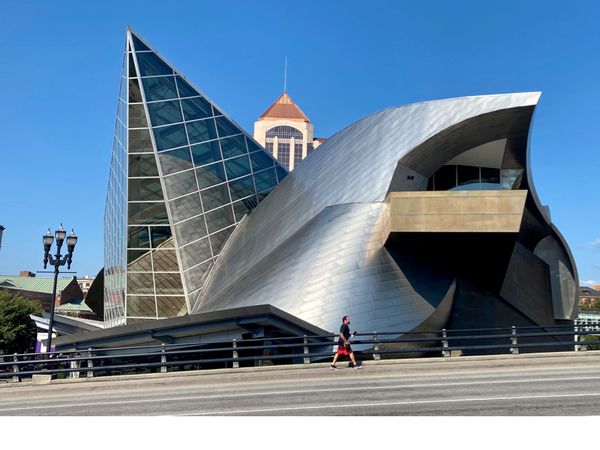 Fewer Hours, More Tours: Roanoke's Taubman Museum Charts a Post-Pandemic Future